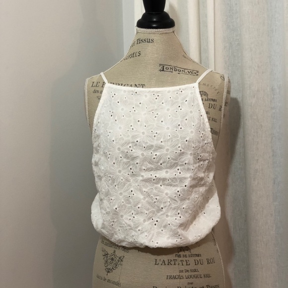Brandy Melville Daisy White Shirt - Picture 1 of 4
